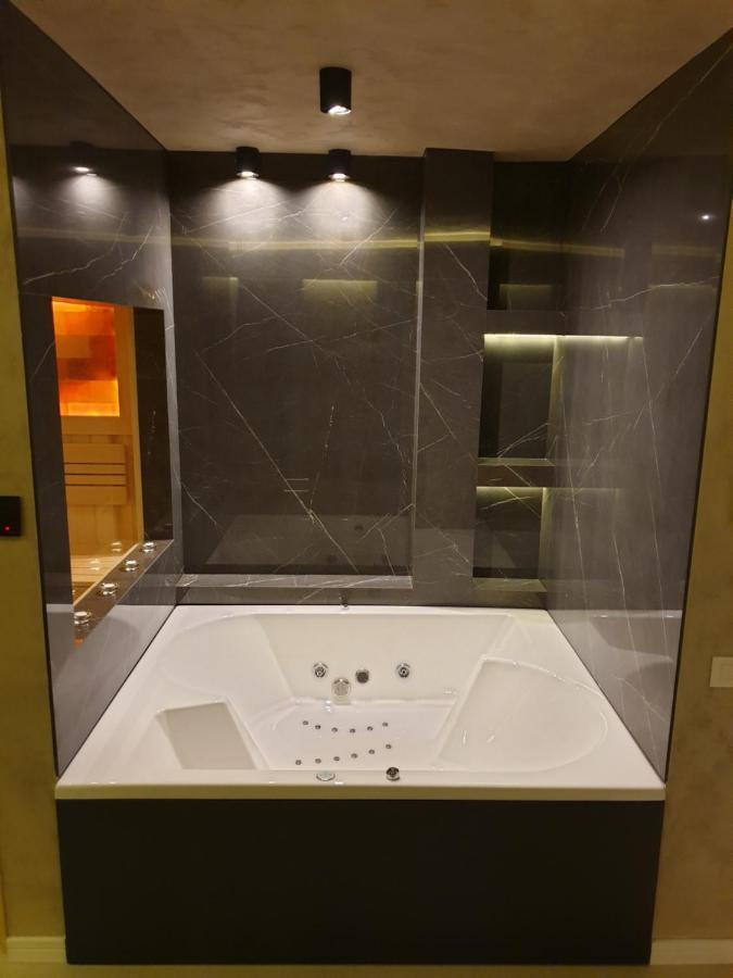 Luxury Spa Suite Belgrade Exterior photo